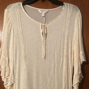 LC Lauren Conrad /Size Large/ Flowy 3/4 sleeve Winter white/Gold accents